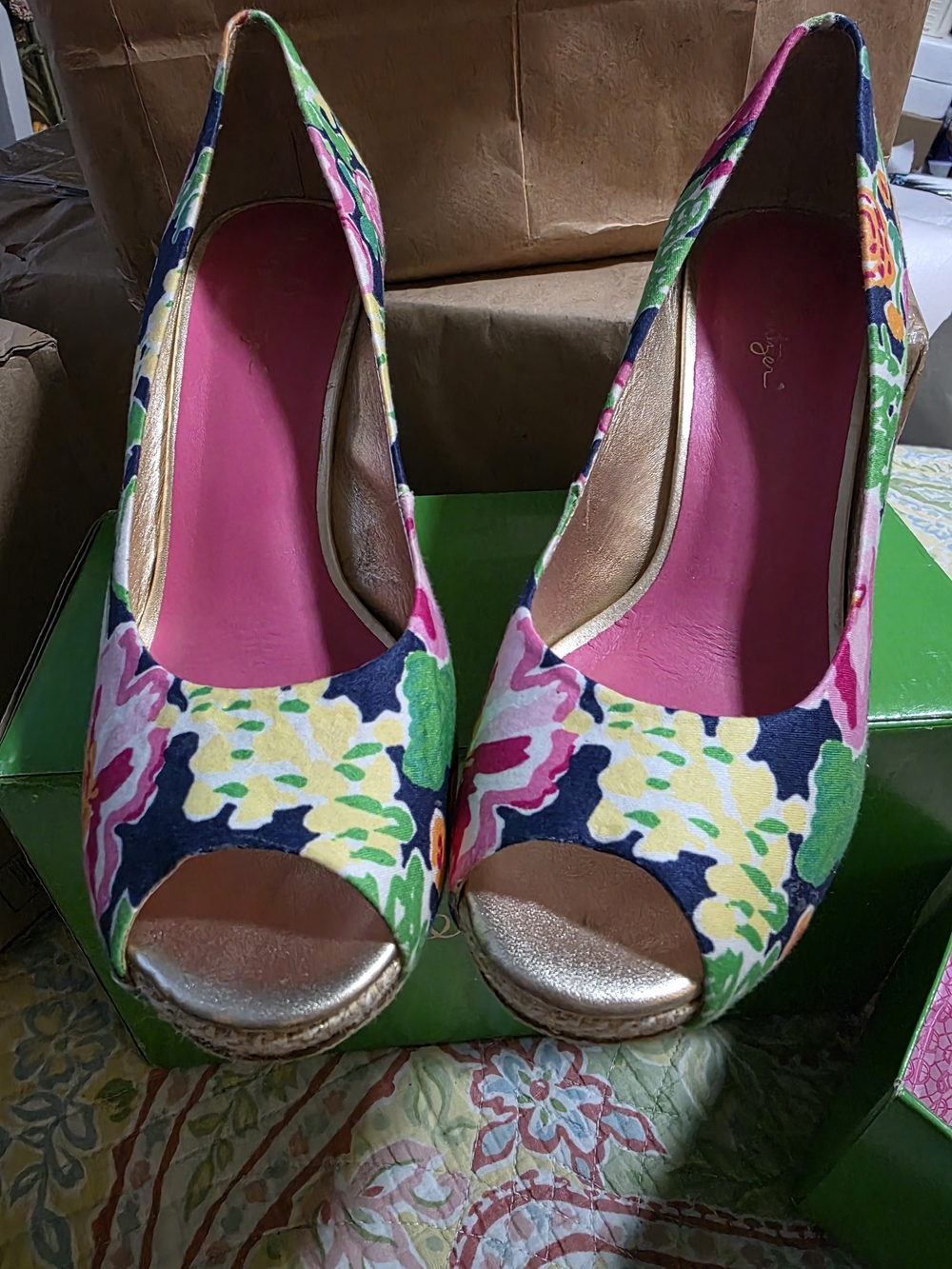 Lilly Pulitzer Resort Wedge Size 7